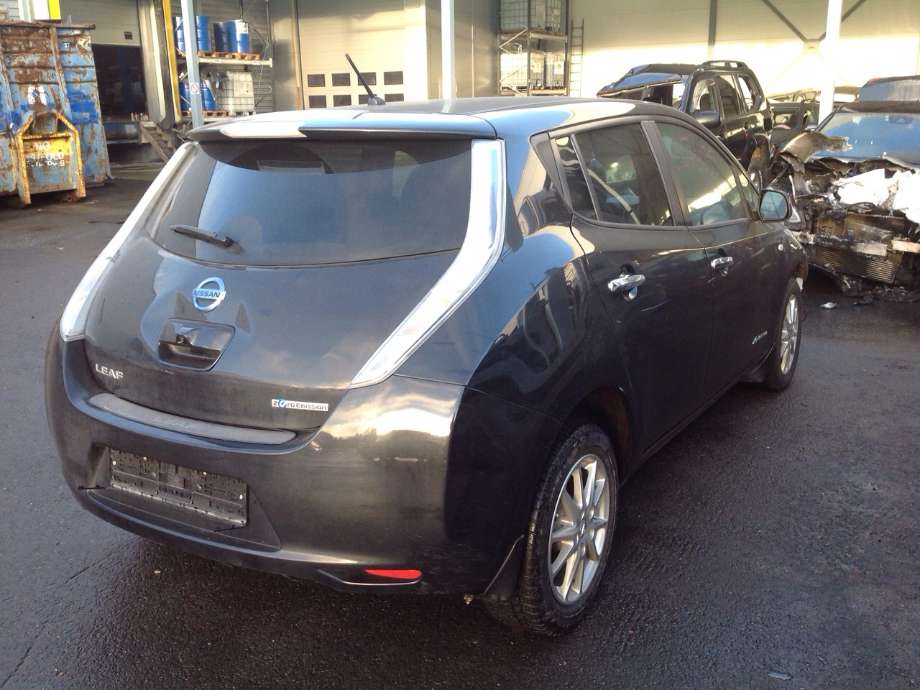 Nissan Leaf 2011-2017 (Type I) , Motorkode: EM61, Girkassekode: 