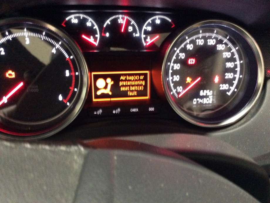Peugeot 508 2011-2014 (Type I, Fase 1) , Motorkode: 9HL;9HR, Girkassekode: 