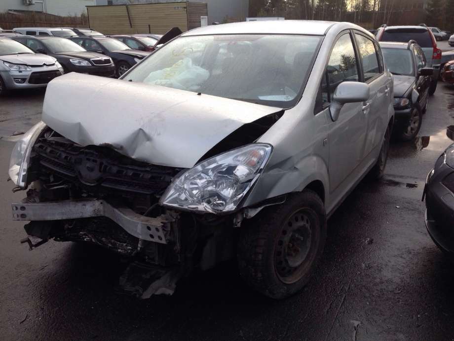 Toyota Verso 2004-2009 (Type II) , Motorkode: 2AD-FTV, Girkassekode: