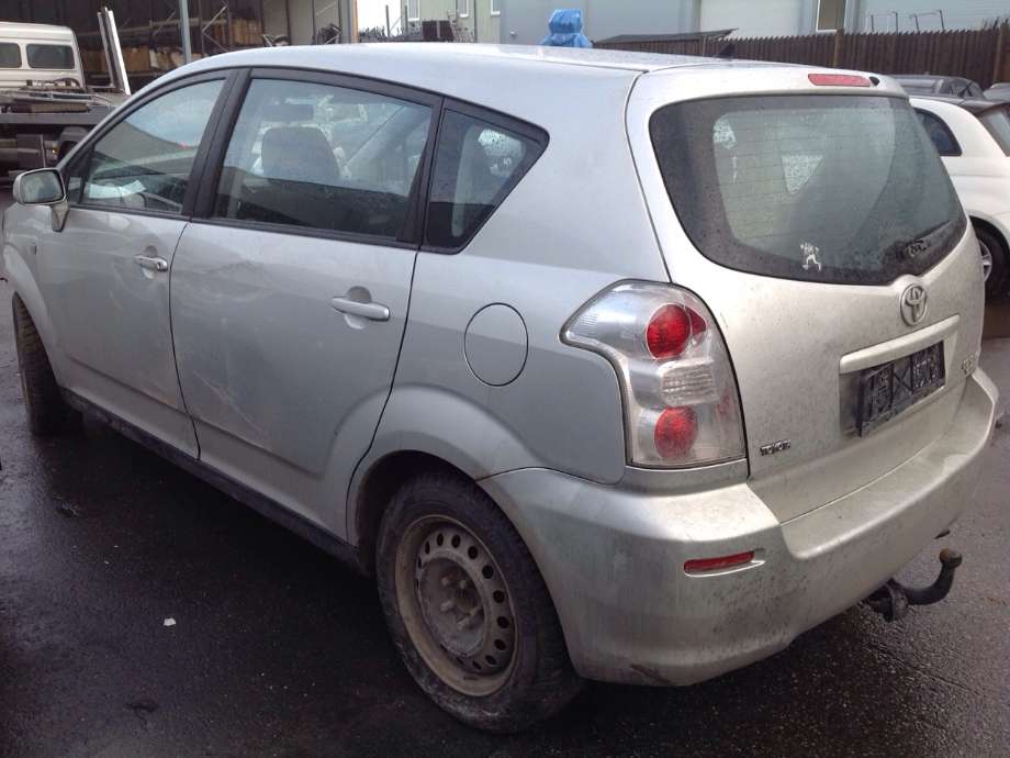 Toyota Verso 2004-2009 (Type II) , Motorkode: 2AD-FTV, Girkassekode:
