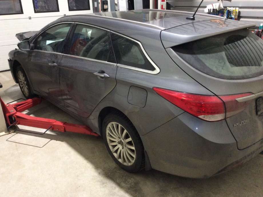 Hyundai i40 2012-2017 , Motorkode: D4FD, Girkassekode: 