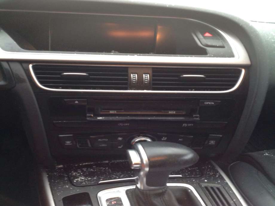 Audi A4, Allroad 2009-2016 (Type I) (B8) (B8), Motorkode: CGLC, Girkassekode: