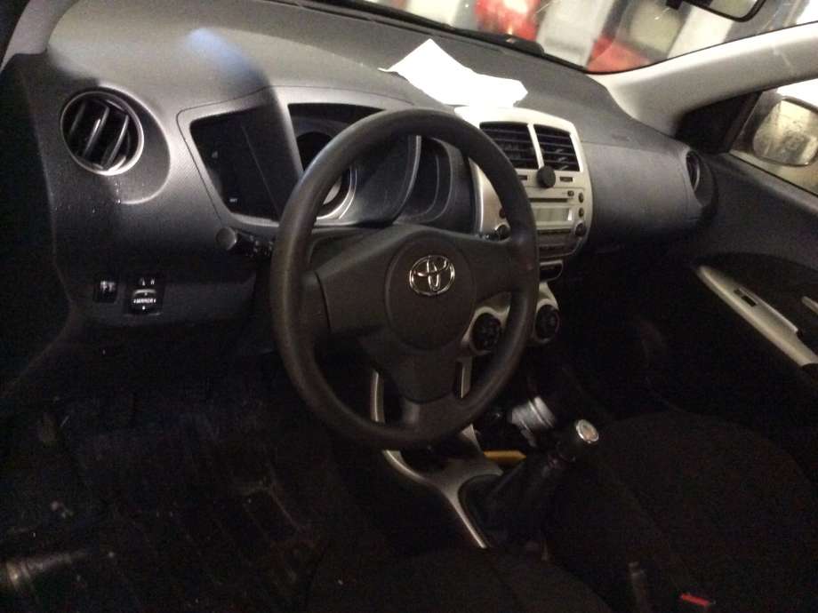 Toyota Urban Cruiser 2009-2014 , Motorkode: 1NR-FE, Girkassekode: 