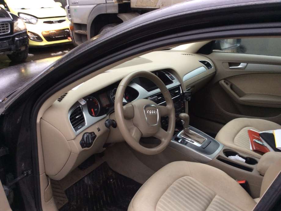 Audi A4 2007-2014 (Type IV) (B8) (B8), Motorkode: CABB;CDHB, Girkassekode: 