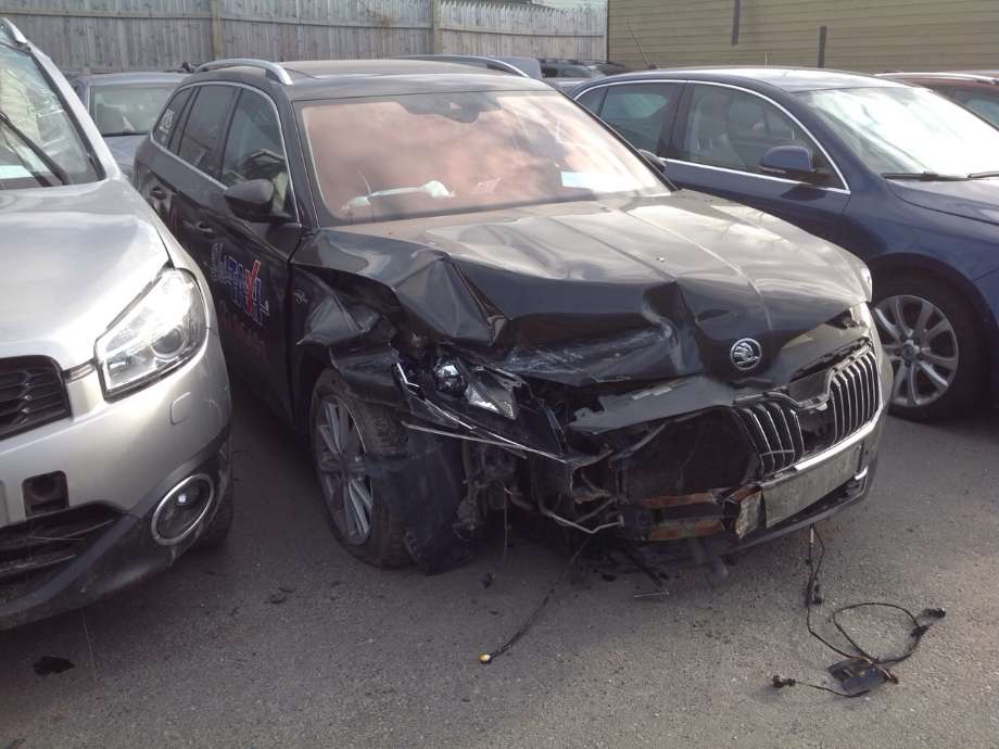 Škoda Superb 2015-->> (Type III) , Motorkode: DDAA;DFCA, Girkassekode: 
