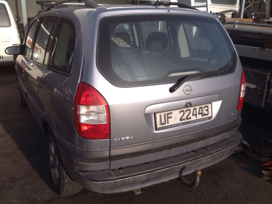Opel Zafira A 1999-2005 , Motorkode: Z18XE, Girkassekode:
