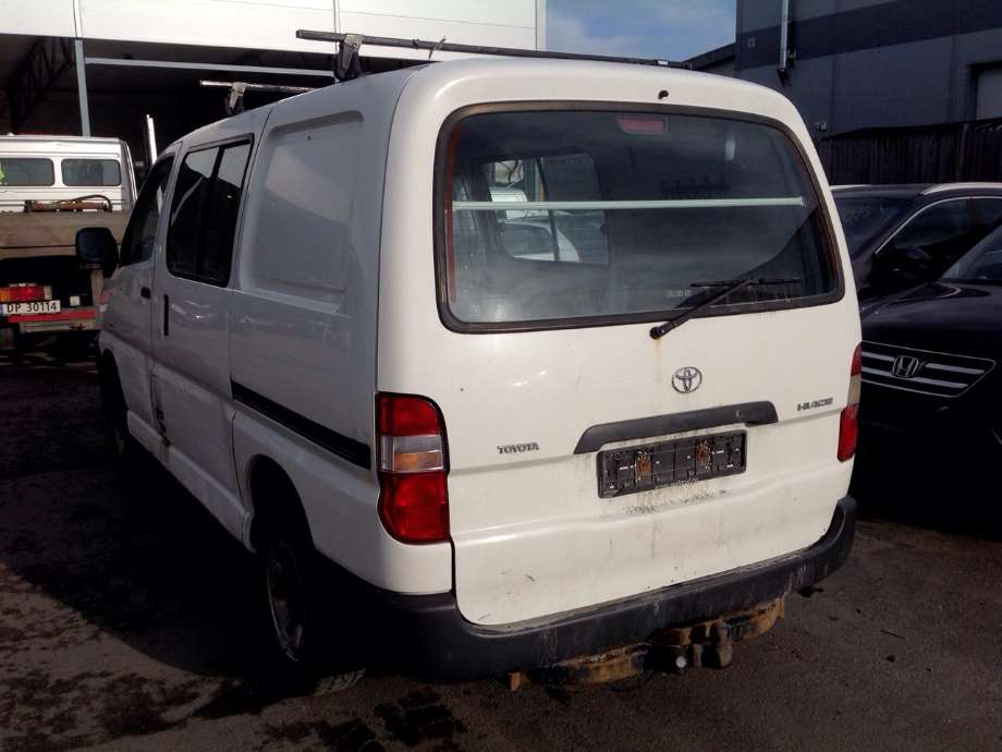 Toyota Hiace 2007-2012 (Fase 3) , Motorkode: 2KD-FTV, Girkassekode: 