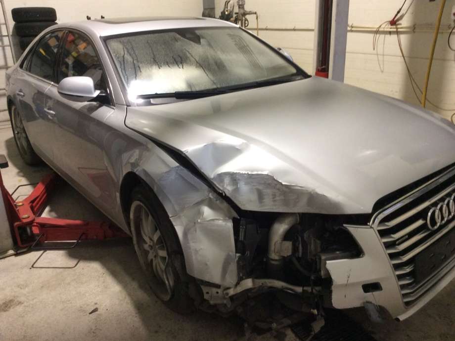 Audi A8 2010-2013 (Type III, Fase 1) , Motorkode: CDTA;CMHA, Girkassekode: 