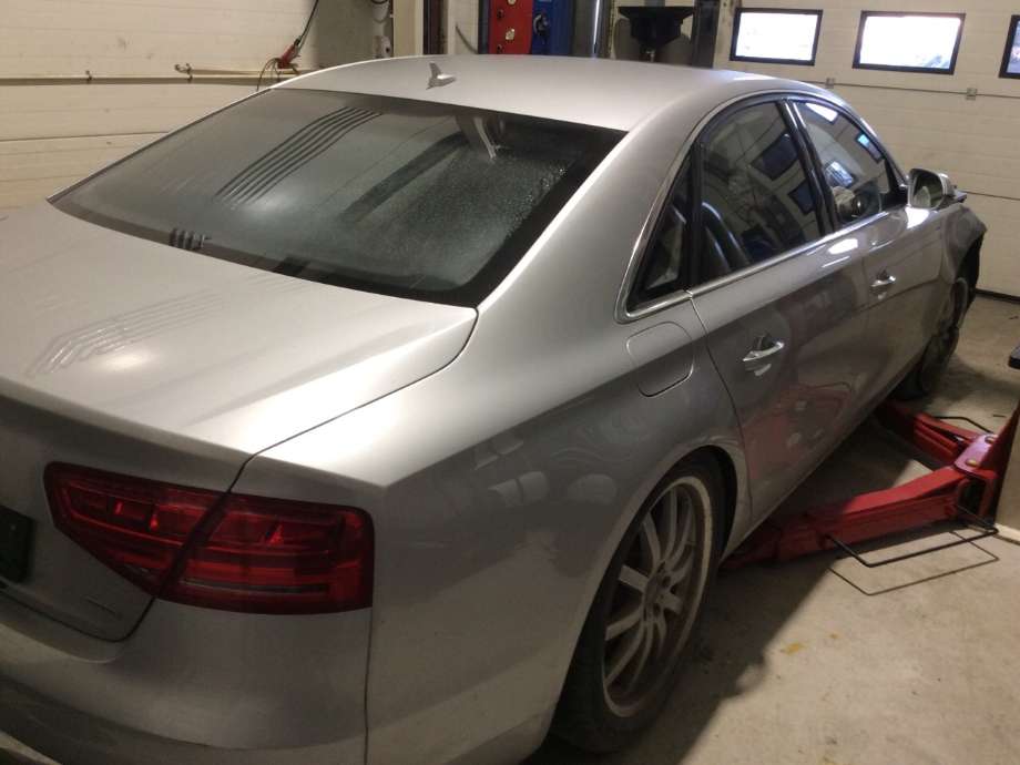 Audi A8 2010-2013 (Type III, Fase 1) , Motorkode: CDTA;CMHA, Girkassekode: 