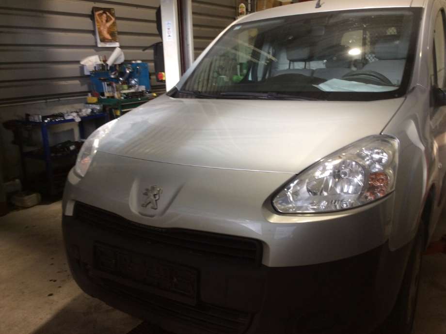 Peugeot Partner 2008-2015 (Type II, Fase 1) , Motorkode: 9HF, Girkassekode: 