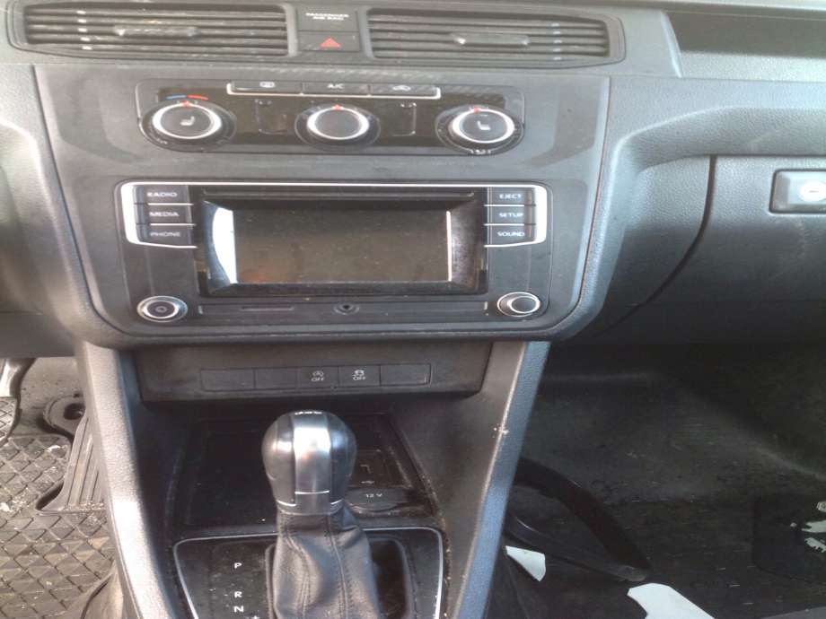 VW Caddy 2015-2020 (Type III, Fase 3) , Motorkode: DFSB, Girkassekode: 