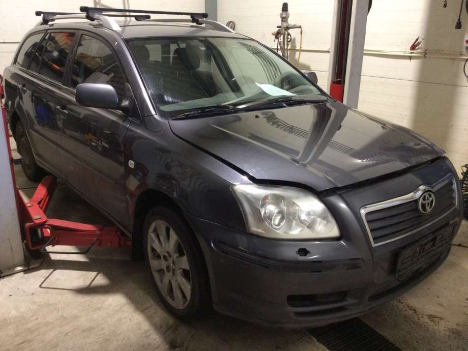 Toyota Avensis 2003-2008 (Type II) , Motorkode: 1CD-FTV, Girkassekode: 
