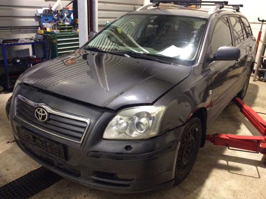 Toyota Avensis 2003-2008 (Type II) , Motorkode: 1CD-FTV, Girkassekode: 