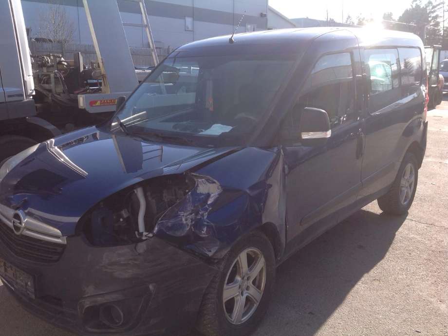 Opel Combo D 2012-2018 , Motorkode: A13FD, Girkassekode: 
