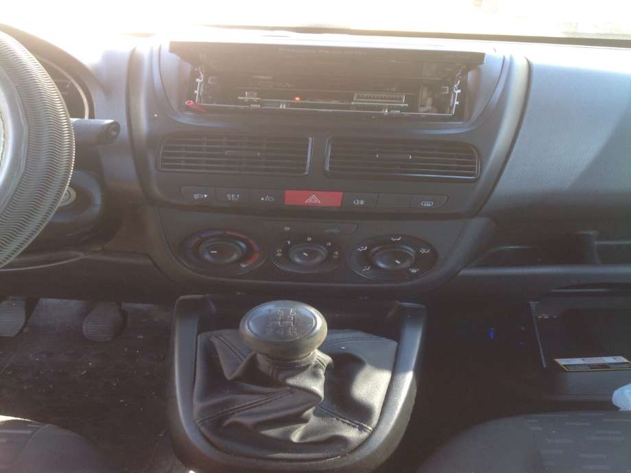 Opel Combo D 2012-2018 , Motorkode: A13FD, Girkassekode: 