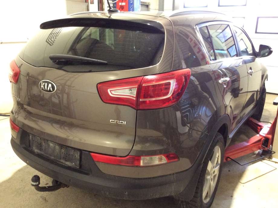 Kia Sportage 2010-2016 (Type III) , Motorkode: D4HA, Girkassekode: