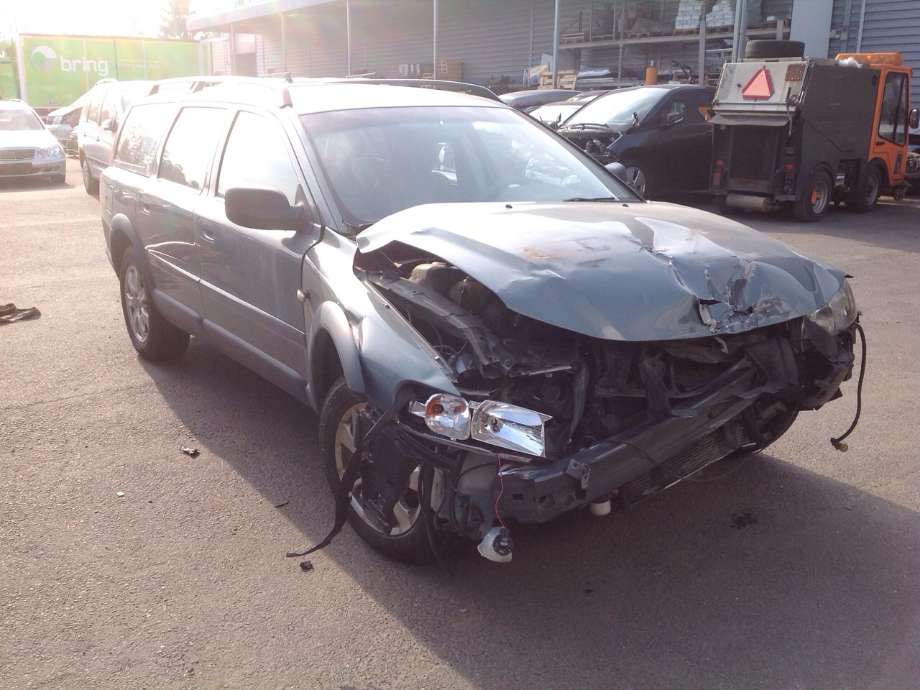 Volvo XC70 2001-2004 (Type I, Fase 1) , Motorkode: B5244T3, Girkassekode: 