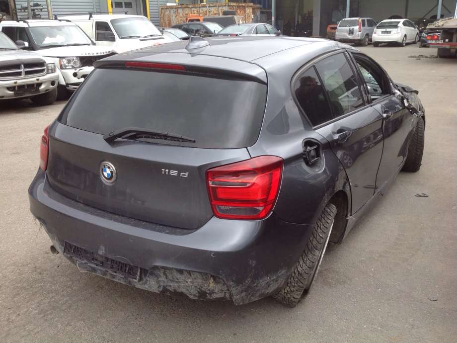 BMW 1-Serie 2011-2015 (Fase 1) (F20/F21) (F20/F21), Motorkode: N47-D20C, Girkassekode: 