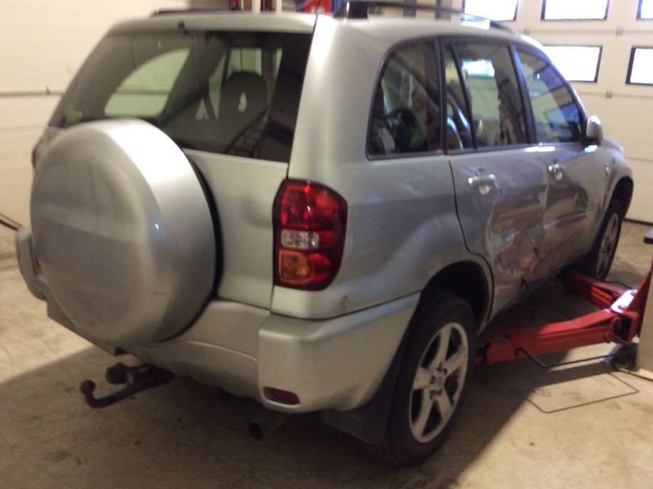 Toyota RAV4 2000-2006 (Type II) , Motorkode: 1AZ-FE, Girkassekode: 