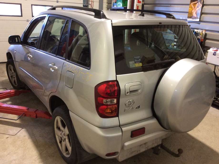 Toyota RAV4 2000-2006 (Type II) , Motorkode: 1AZ-FE, Girkassekode: 