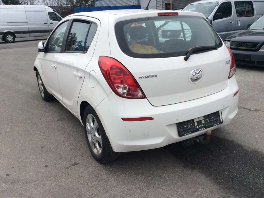 Hyundai i20 2009-2014 (Type I) , Motorkode: G4FA, Girkassekode: UT87
