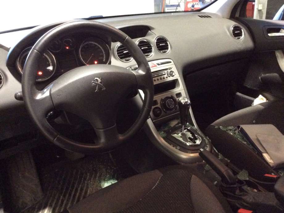 Peugeot 308 2011-2013 (Type I, Fase 2) , Motorkode: 5FS;5FW, Girkassekode: 