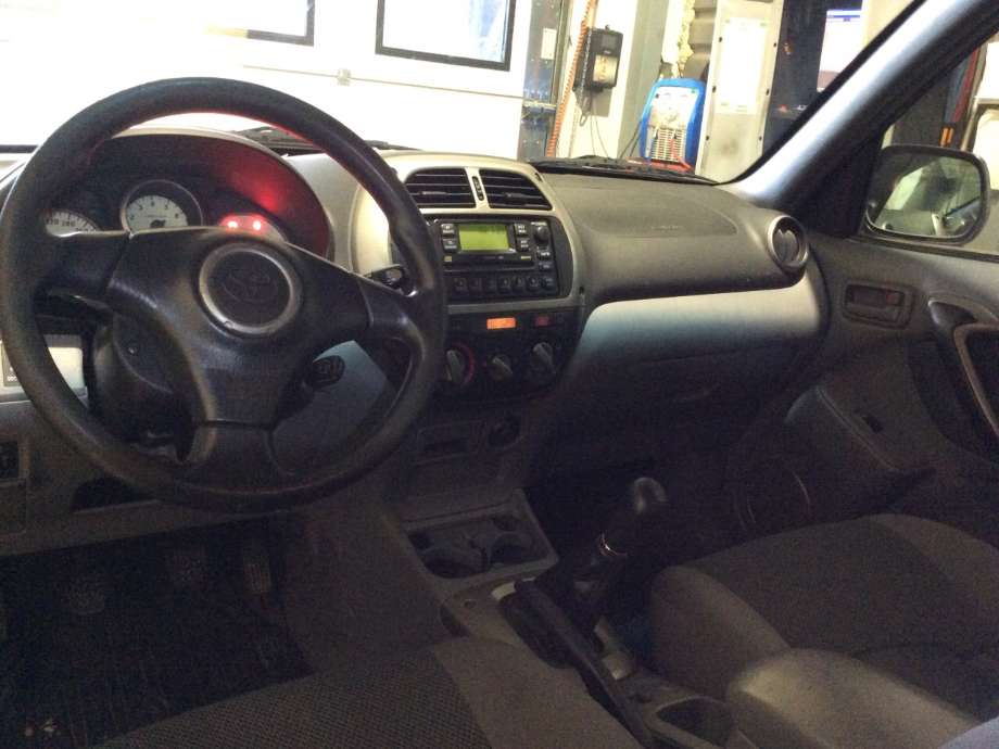 Toyota RAV4 2000-2006 (Type II) , Motorkode: 1AZ-FE, Girkassekode: 