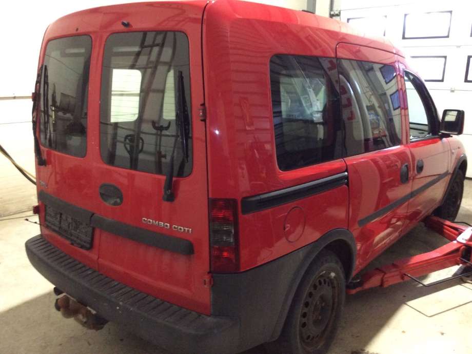 Opel Combo C 2002-2011 , Motorkode: Z13DTJ, Girkassekode: 