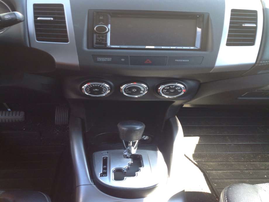 Mitsubishi Outlander 2010-2012 (Type II, Fase 2) , Motorkode: 4B11, Girkassekode: