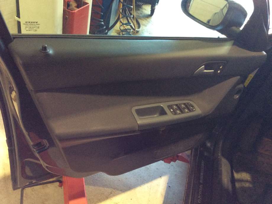 Volvo V50 2004-2007 (Fase 1) , Motorkode: D4164T, Girkassekode: 