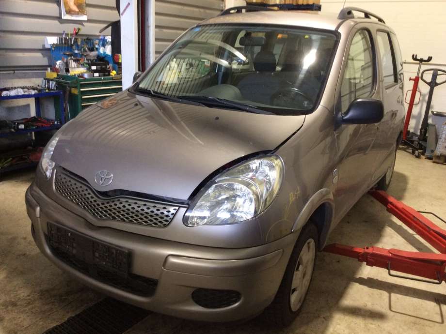Toyota Yaris Verso 1999-2007 , Motorkode: 1ND-TV, Girkassekode: