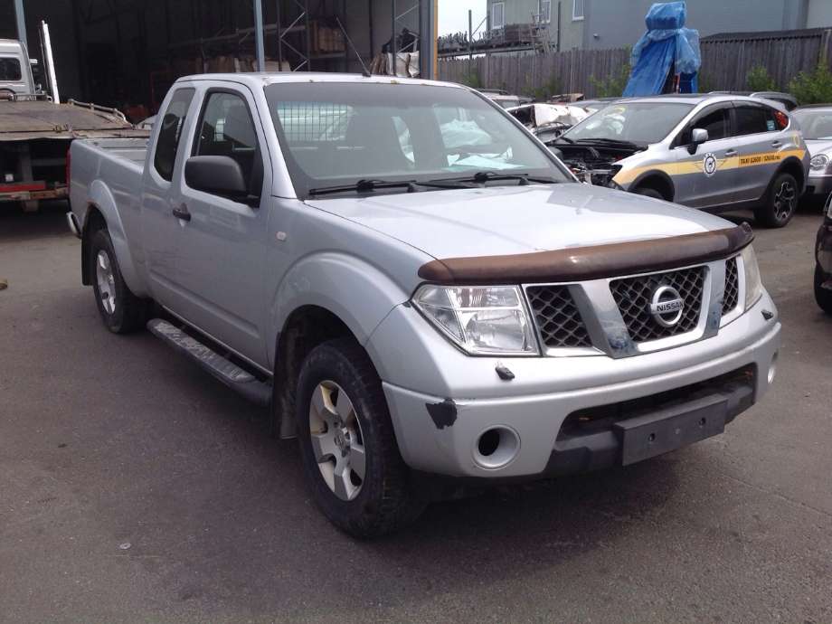 Nissan Navara 2005-2010 (Fase 1) (D40) (D40), Motorkode: YD25DDTI, Girkassekode: 