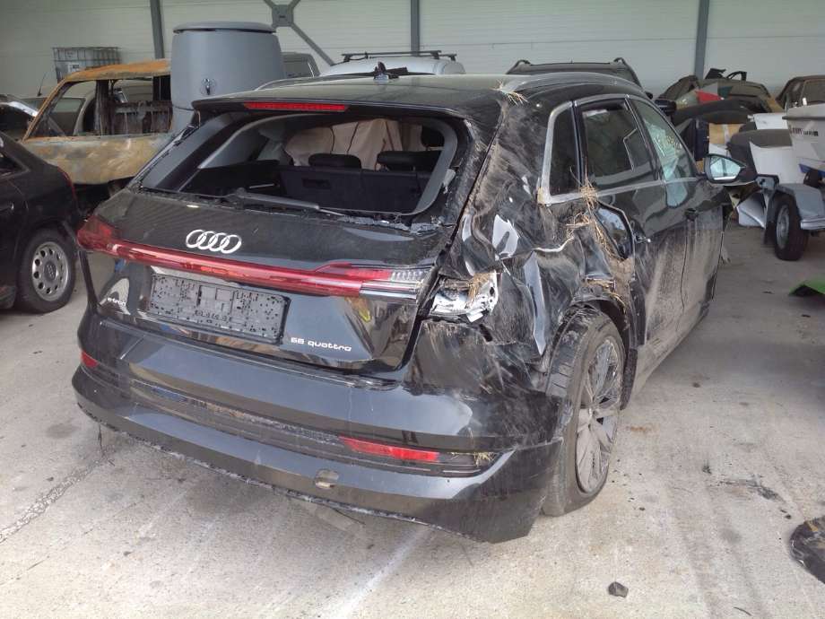 Audi e-tron 2018-->> , Motorkode: BM1J, Girkassekode: 