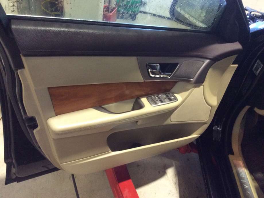 Jaguar XF 2008-2015 (X250) (X250), Motorkode: 7G, Girkassekode: 