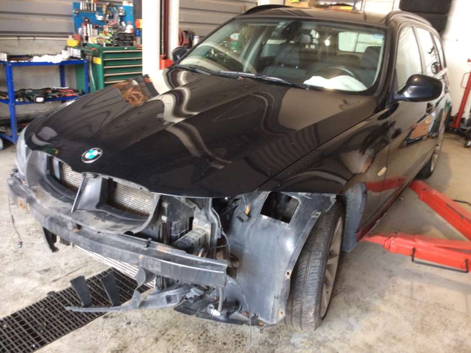 BMW 3-Serie 2005-2011 (E90/E91/E92/E93) (E90/E91/E92/E93), Motorkode: N47-D20C, Girkassekode: 