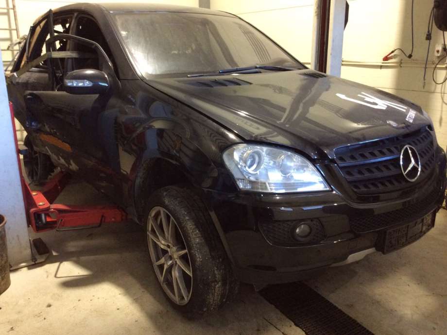 Mercedes ML 2005-2011 (W164) (W164), Motorkode: OM642.940, Girkassekode: 