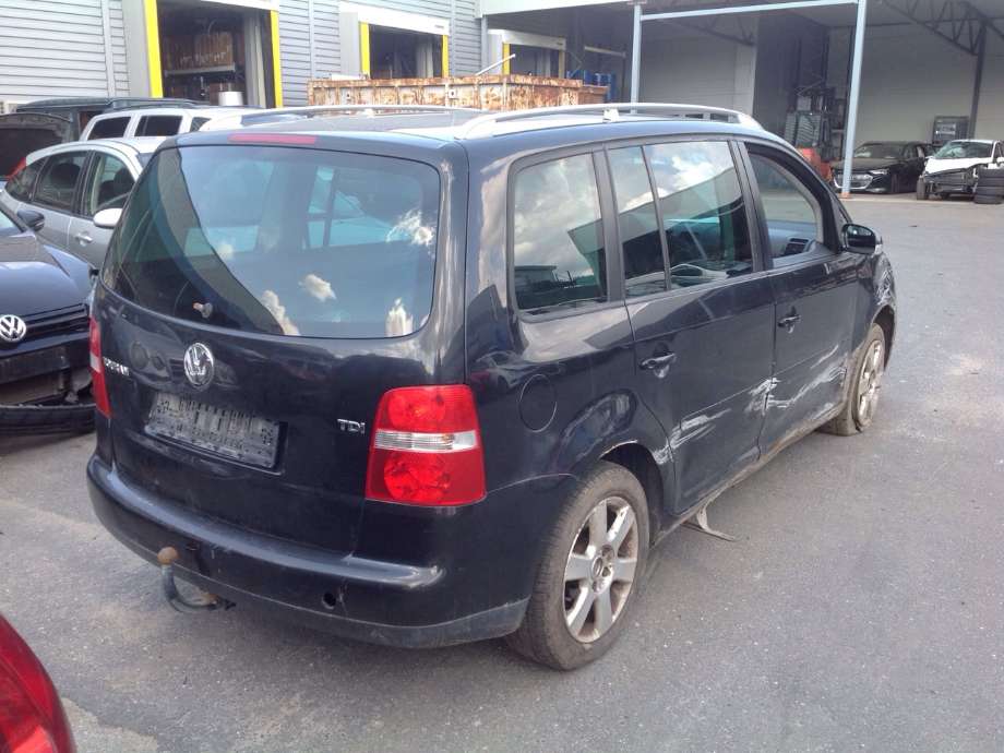 VW Touran 2003-2006 (Type I, Fase 1) , Motorkode: BKC;BLS, Girkassekode: 