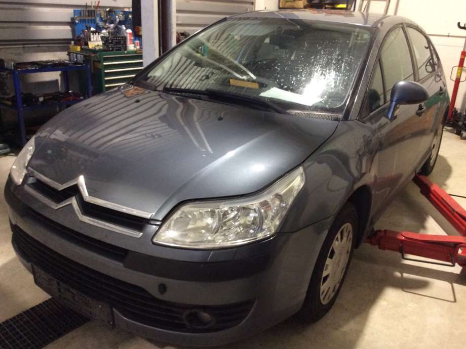 Citroën C4 2004-2011 (Type I) , Motorkode: KFU, Girkassekode: 