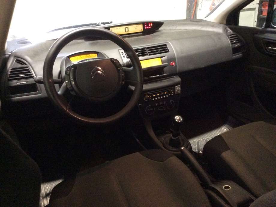 Citroën C4 2004-2011 (Type I) , Motorkode: KFU, Girkassekode: 