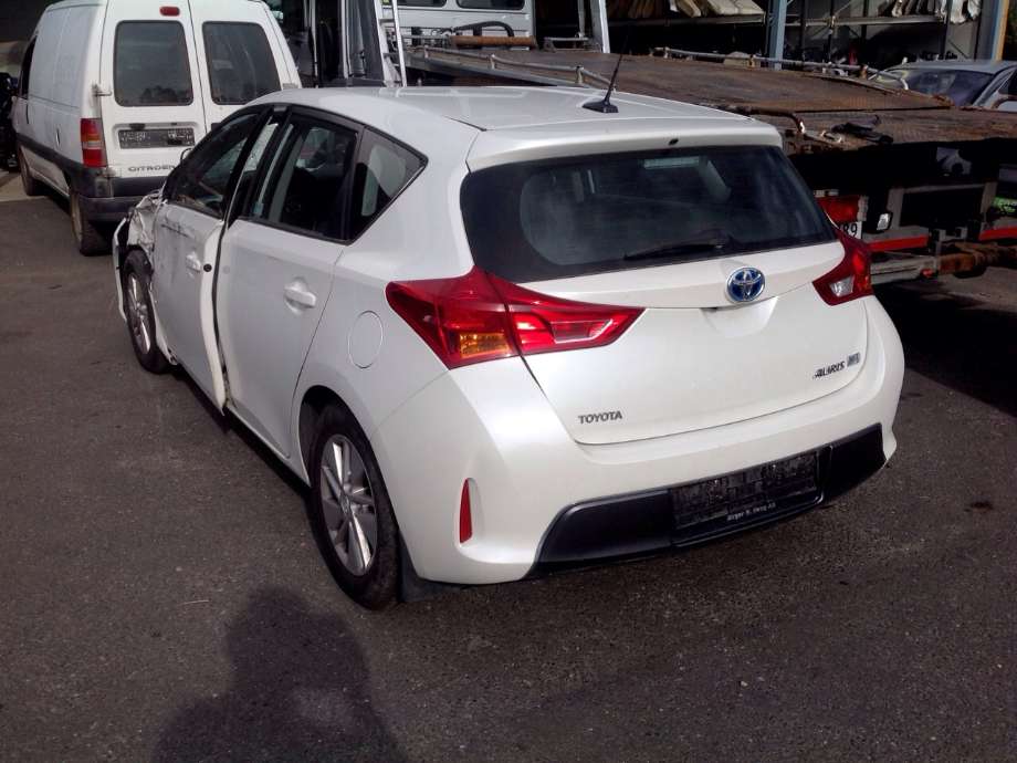 Toyota Auris 2013-2015 (Type II, Fase 1) , Motorkode: 2ZR-FXE, Girkassekode: 