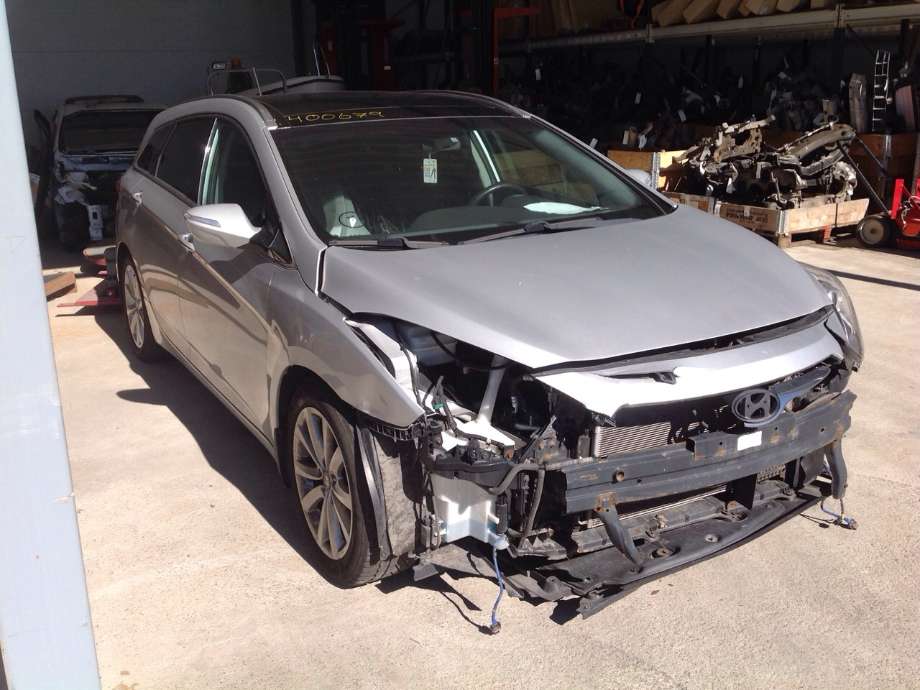 Hyundai i40 2012-2017 , Motorkode: D4FD, Girkassekode: 