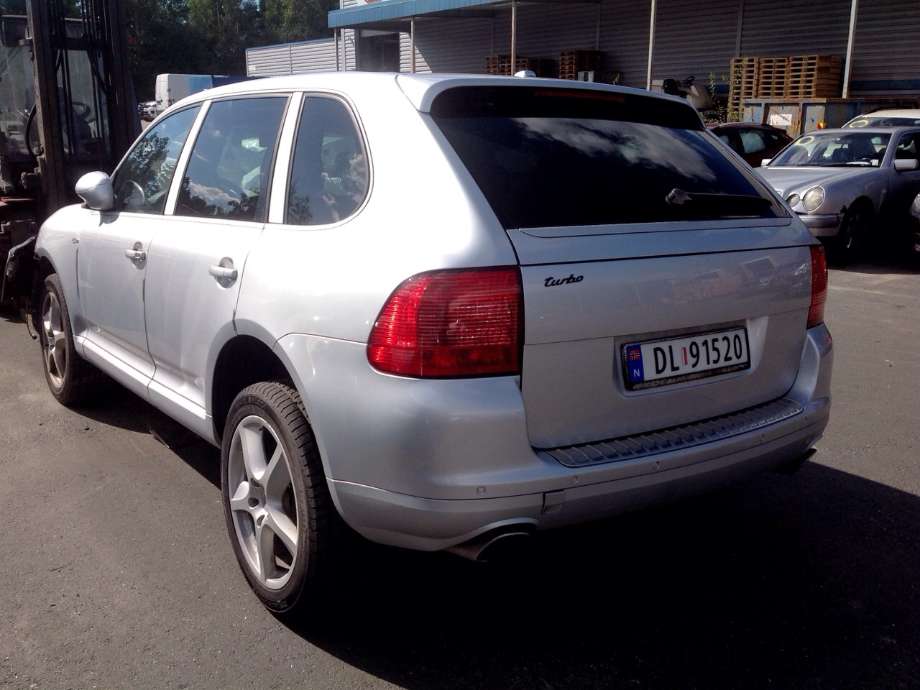 Porsche Cayenne 2002-2006 (Fase 1) (9PA) (9PA), Motorkode: BFD, Girkassekode: 