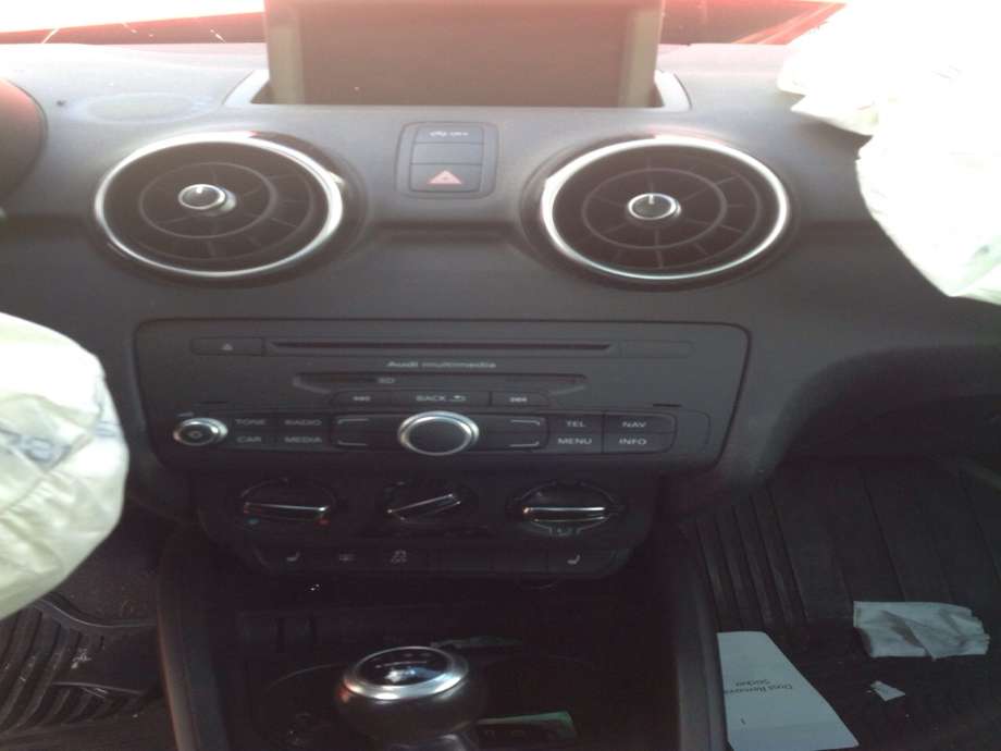 Audi A1 2010-2014 (Type I, Fase 1) , Motorkode: CAYC, Girkassekode: