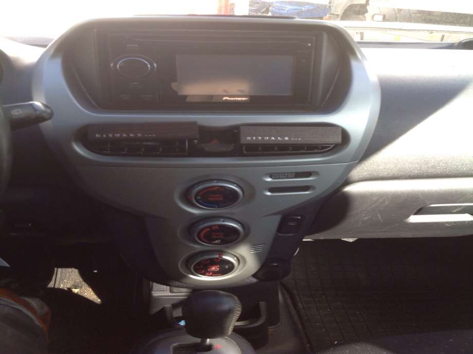 Mitsubishi i-MiEV 2010-->> , Motorkode: Y4F1, Girkassekode: 