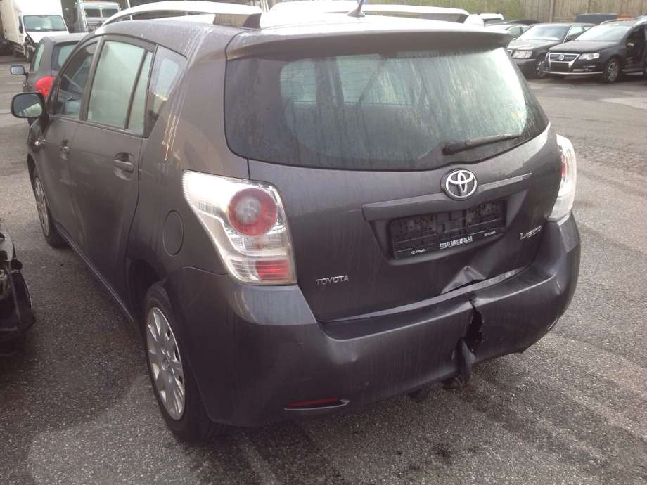 Toyota Verso 2009-2016 (Type III) , Motorkode: 1AD-FTV, Girkassekode: 