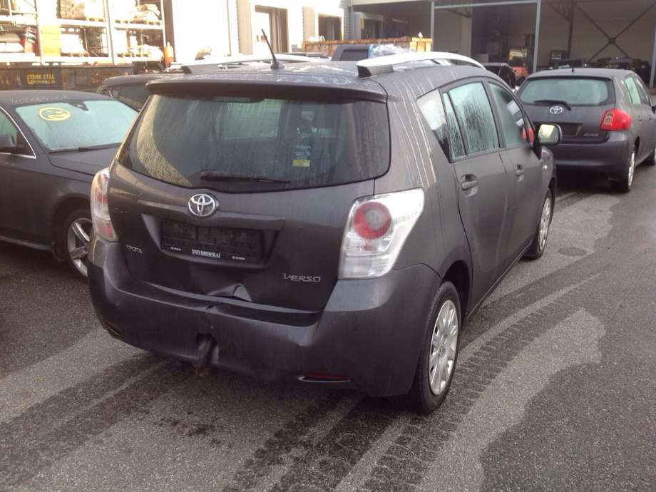 Toyota Verso 2009-2016 (Type III) , Motorkode: 1AD-FTV, Girkassekode: 