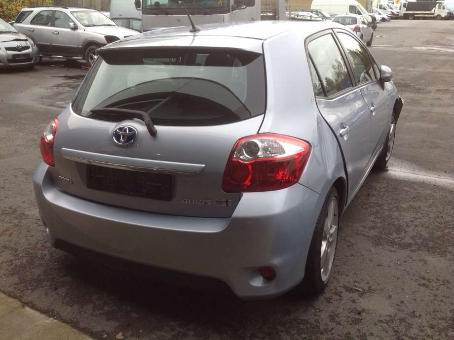 Toyota Auris 2010-2012 (Type I, Fase 2) , Motorkode: 2ZR-FXE, Girkassekode: 