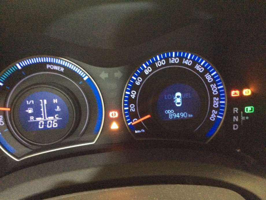 Toyota Auris 2010-2012 (Type I, Fase 2) , Motorkode: 2ZR-FXE, Girkassekode: 