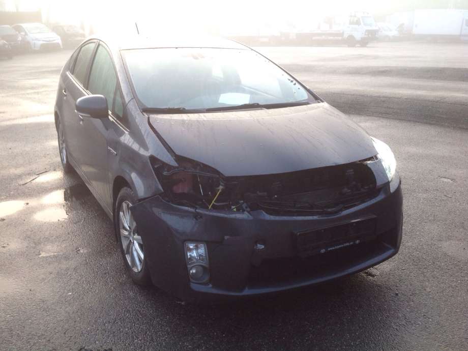 Toyota Prius 2009-2016 (Type III) (COMBI) (COMBI), Motorkode: 2ZR-FXE, Girkassekode: 