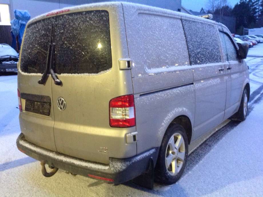 VW Transporter / Caravelle 2009-2015 (Fase 2) (T5) (T5), Motorkode: CFCA, Girkassekode: 